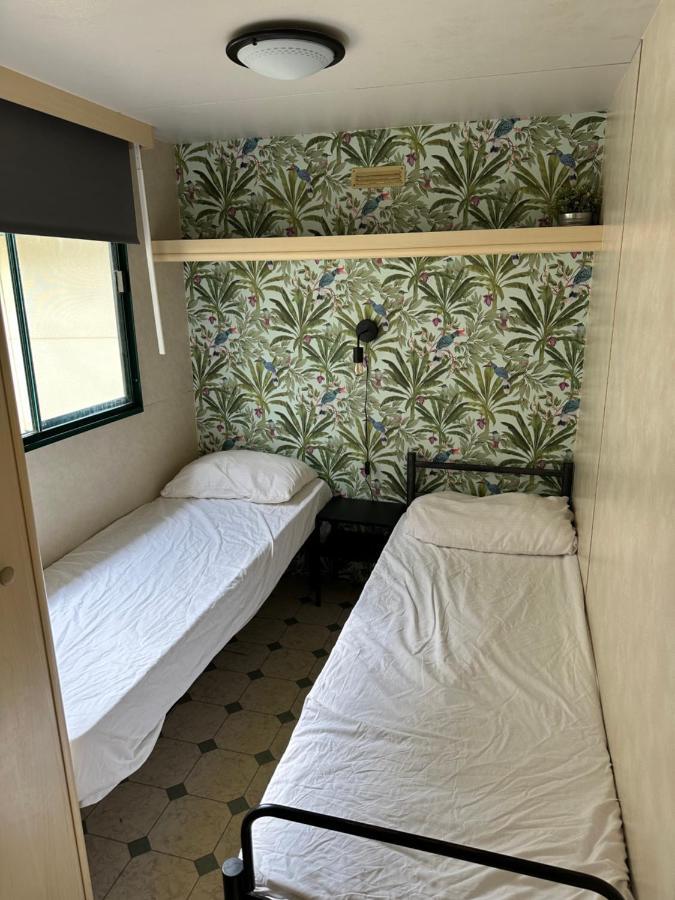 Comfortabele Familie Chalets Met Veranda Incl Airco Dichtbij Zee! Viareggio Exterior photo